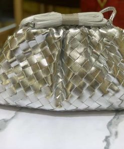 Bottega Veneta pouch 1:1