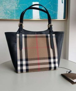 Burberry Shopping bag Original