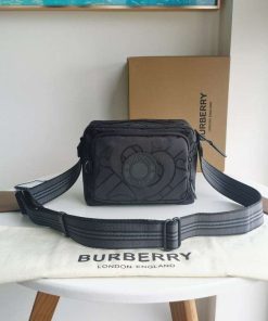 Burberry Camera bag Original