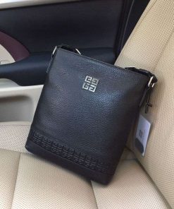 Givenchy One shoulder bag 1:1