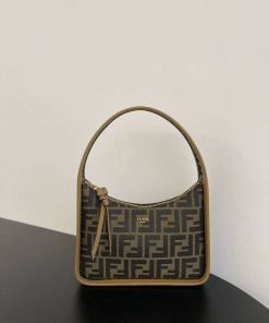 Fendi hobo Original