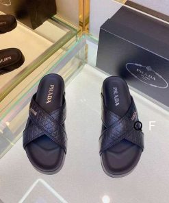 Prada slippers man Ts