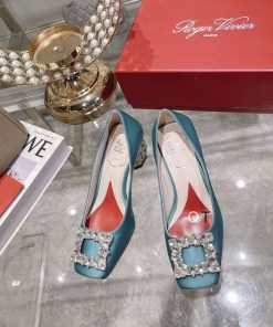 Roger Vivier High heels Ts