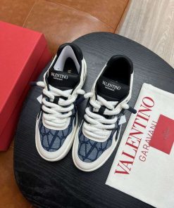 Valentino Low Cut