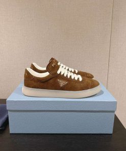 Prada Female Low Cut