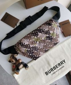 Burberry 31x7.5x16cm HQ 1