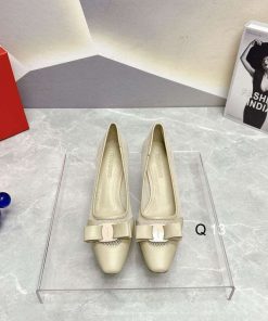 Ferragamo High heels Ts