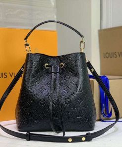 LV Bucket bag