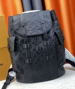 LV Backpack 1:1