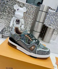 LV Low Aug Women