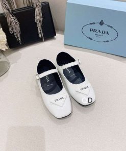 Prada Kid shoes -Ts