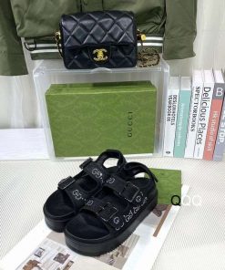 Gucci sandals woman Ts