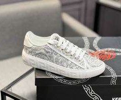 Versace Male Female Low Shoes